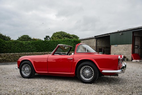 1962 Triumph TR4 Surrey Top zum Verkauf (Bild 34 von 253)