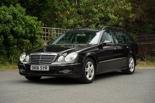 2008 Mercedes-Benz E280 Avantgarde Estate (W211) In vendita (immagine 2 di 132)