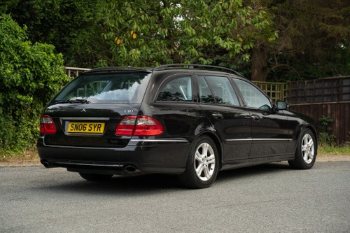 2008 Mercedes-Benz E280 Avantgarde Estate (W211) In vendita (immagine 7 di 132)