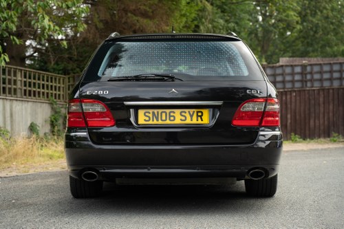 2008 Mercedes-Benz E280 Avantgarde Estate (W211) In vendita (immagine 9 di 132)