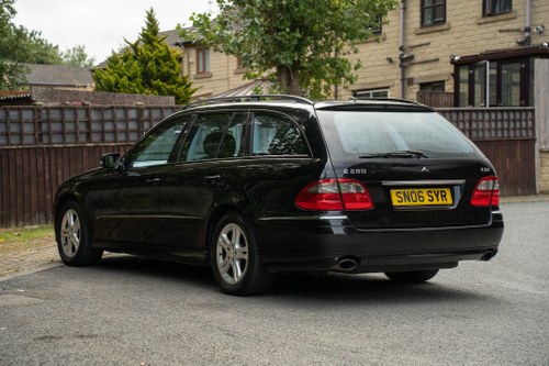 2008 Mercedes-Benz E280 Avantgarde Estate (W211) In vendita (immagine 10 di 132)