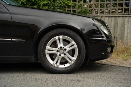 2008 Mercedes-Benz E280 Avantgarde Estate (W211) In vendita (immagine 14 di 132)