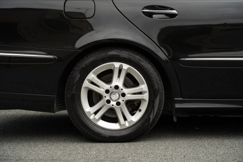 2008 Mercedes-Benz E280 Avantgarde Estate (W211) In vendita (immagine 15 di 132)