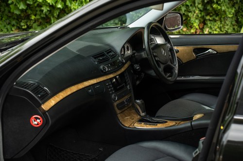 2008 Mercedes-Benz E280 Avantgarde Estate (W211) In vendita (immagine 24 di 132)