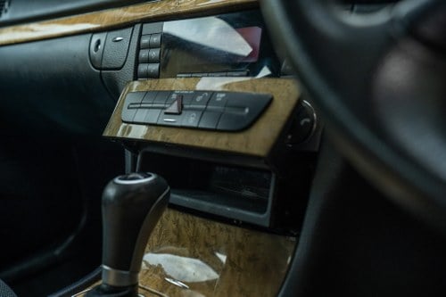 2008 Mercedes-Benz E280 Avantgarde Estate (W211) In vendita (immagine 32 di 132)