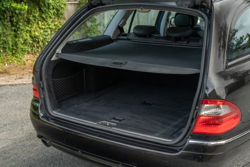 2008 Mercedes-Benz E280 Avantgarde Estate (W211) In vendita (immagine 61 di 132)