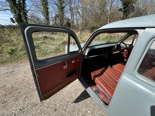 1955 Standard 10 Te koop (foto 11 van 72)