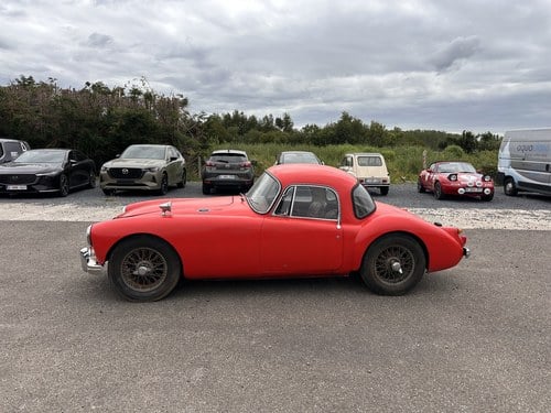 1961 MGA Coupe 1600 LHD For Sale (picture 3 of 89)