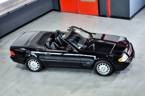 1997 Mercedes-Benz R129 SL600 Convertible 6,0L V12 In vendita (immagine 19 di 128)