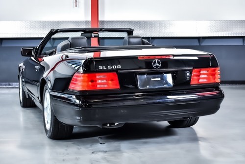 1997 Mercedes-Benz R129 SL600 Convertible 6,0L V12 In vendita (immagine 24 di 128)
