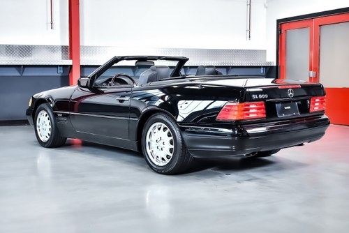 1997 Mercedes-Benz R129 SL600 Convertible 6,0L V12 In vendita (immagine 26 di 128)