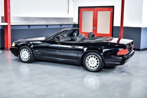 1997 Mercedes-Benz R129 SL600 Convertible 6,0L V12 In vendita (immagine 27 di 128)