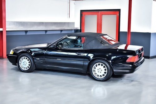 1997 Mercedes-Benz R129 SL600 Convertible 6,0L V12 In vendita (immagine 35 di 128)