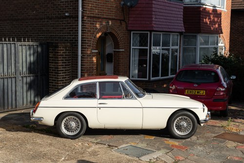 1966 MG MGB GT For Sale (picture 15 of 137)