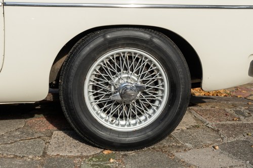 1966 MG MGB GT For Sale (picture 23 of 137)