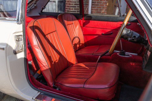 1966 MG MGB GT For Sale (picture 31 of 137)