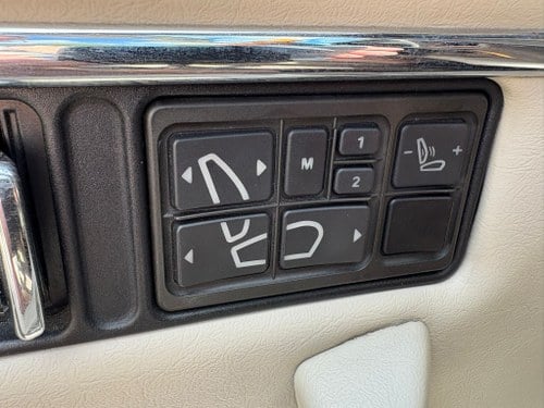 1994 Jaguar XJS 4.0 Convertible zum Verkauf (Bild 35 von 72)