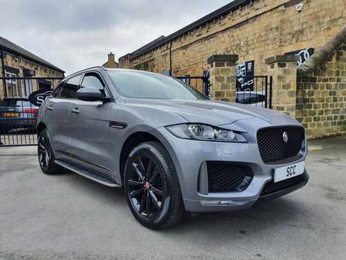 2019 Jaguar F-Pace 2.0 P250i Chequered Flag Kaufen Bei