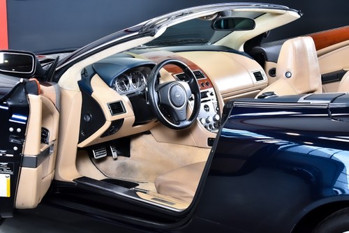 2007 Aston Martin DB9 Volante Convertible 5,9L V12 Te koop (foto 49 van 139)