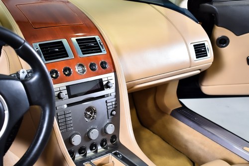 2007 Aston Martin DB9 Volante Convertible 5,9L V12 Te koop (foto 59 van 139)