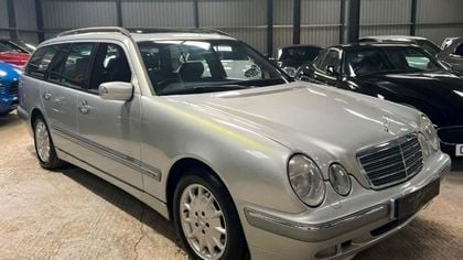 Mercedes E Class W210
