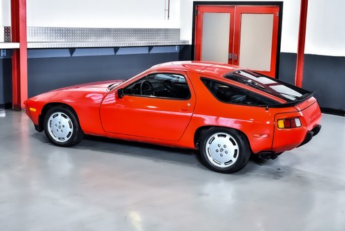 1983 Porsche 928S Coupe 4.7L V8 Manual In vendita (immagine 14 di 85)