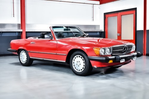 1986 Mercedes-Benz 560SL (R107) In vendita (immagine 1 di 102)
