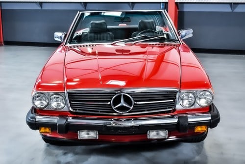 1986 Mercedes-Benz 560SL (R107) In vendita (immagine 2 di 102)