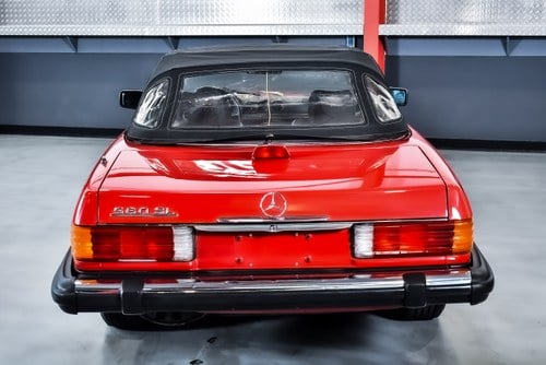1986 Mercedes-Benz 560SL (R107) In vendita (immagine 31 di 102)