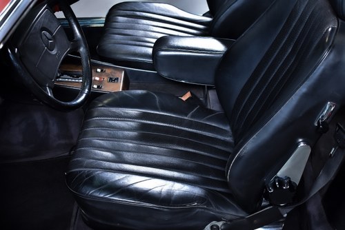 1986 Mercedes-Benz 560SL (R107) In vendita (immagine 46 di 102)