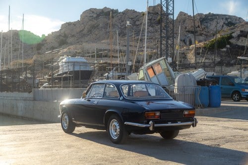 1972 Alfa Romeo Giulia GTV 2000 à vendre (picture 3 of 152)