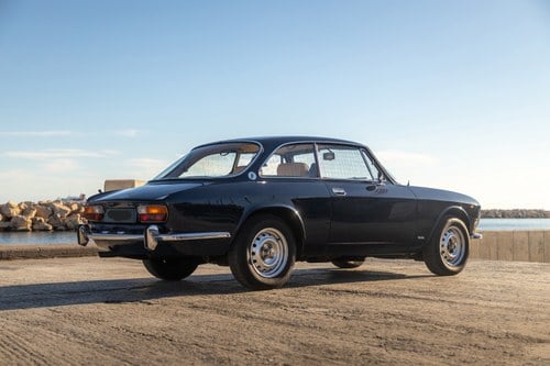1972 Alfa Romeo Giulia GTV 2000 à vendre (picture 18 of 152)