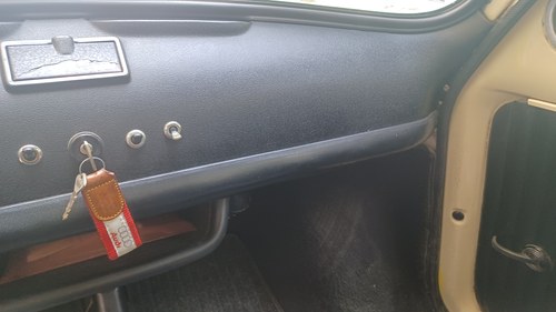 1971 Fiat 500L Te koop (foto 26 van 94)