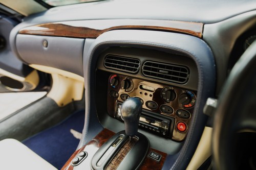 1995 Aston Martin DB7 Te koop (foto 23 van 128)