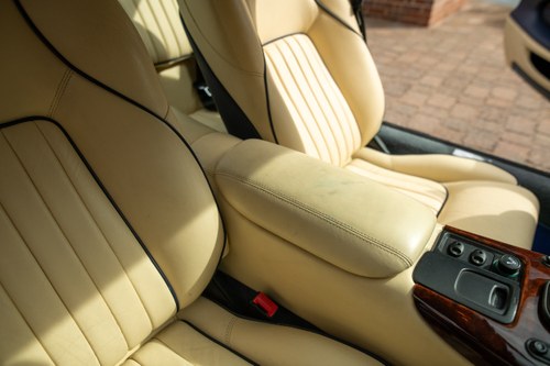 1995 Aston Martin DB7 Te koop (foto 50 van 128)