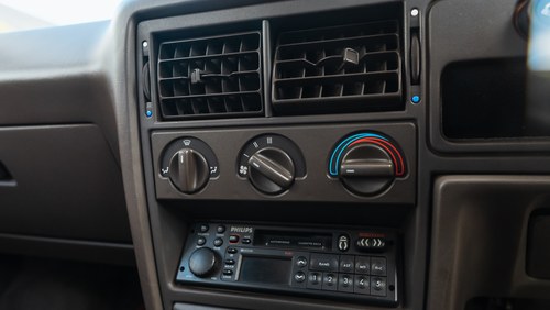 1989 MG Montego 2.0 EFI Te koop (foto 46 van 113)