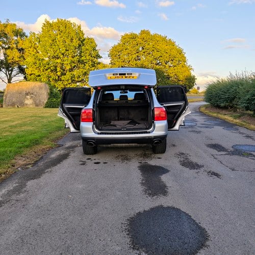 2003 Porsche Cayenne 4.5S zum Verkauf (Bild 60 von 130)