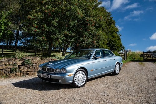 2003 Jaguar X350 Super V8 For Sale (picture 3 of 226)
