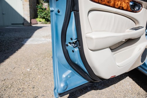 2003 Jaguar X350 Super V8 For Sale (picture 185 of 226)