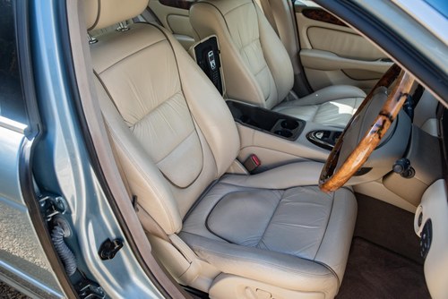 2003 Jaguar X350 Super V8 For Sale (picture 8 of 226)