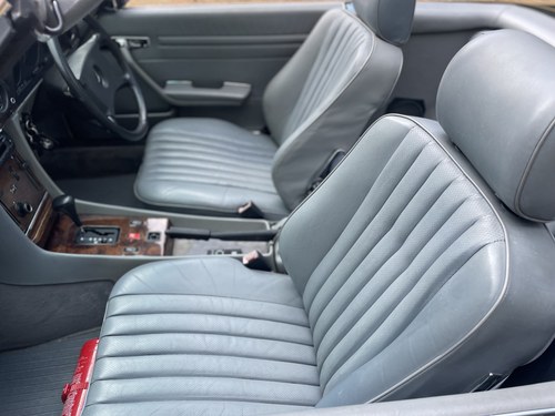 1988 Mercedes-Benz R107 300SL In vendita (immagine 34 di 82)