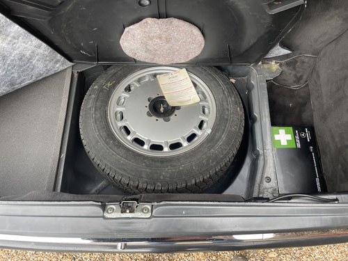 1988 Mercedes-Benz R107 300SL In vendita (immagine 43 di 82)