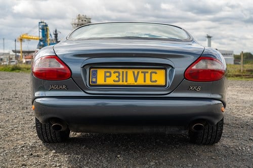 1997 Jaguar XK8 Coupe (X100) For Sale (picture 11 of 115)