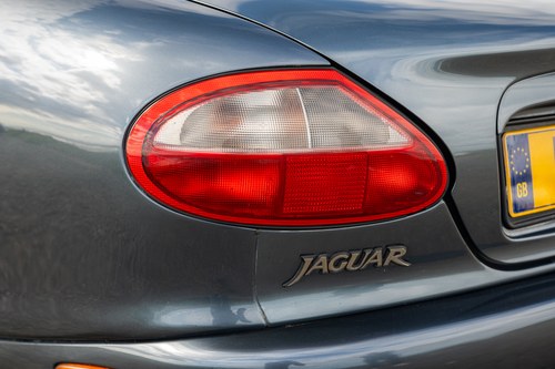 1997 Jaguar XK8 Coupe (X100) For Sale (picture 77 of 115)