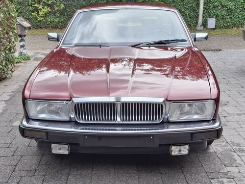 1989 Jaguar XJ6 3.6 Sovereign XJ40 For Sale (picture 7 of 76)