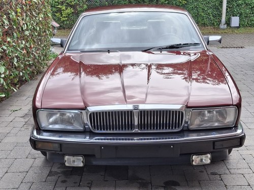 1989 Jaguar XJ6 3.6 Sovereign XJ40 For Sale (picture 11 of 76)