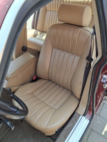 1989 Jaguar XJ6 3.6 Sovereign XJ40 For Sale (picture 27 of 76)