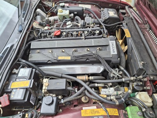 1989 Jaguar XJ6 3.6 Sovereign XJ40 For Sale (picture 47 of 76)