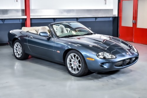 2000 Jaguar XKR Convertible 4.0L V8 à vendre (picture 6 of 103)