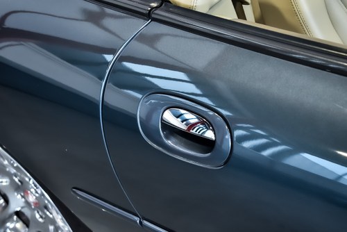 2000 Jaguar XKR Convertible 4.0L V8 à vendre (picture 60 of 103)